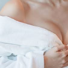 Cómo disminuir el pecho en mujeres | IM CLINIC