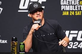 Justin Gaethje accuses Paddy Pimblett of ‘disrespecting’ a legend during UFC 324 press conference