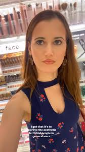 👀 👩🏼‍🦯 do these lights drive anyone else nuts? Maybe if enough of us  hate it they’ll take it down lmao 😂, 🌶️ EXCLUSIVE CONTENT for my  Instagram SUBSCRIBERS! ❤️‍🔥, Video Description:, Clips are shown ...