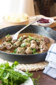 I am in the process of converting several rooms in my home from fan lights to recessed lights. Incite Meatball Madness With 23 Mouthwatering Recipes