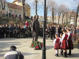 15 martie este sărbătorită drept ziua maghiarilor de pretutindeni, una din sărbătorile naționale ale țării vecine. Ziua Maghiarilor De Pretutindeni MarcatÄƒ In JudeÅ£ul Covasna