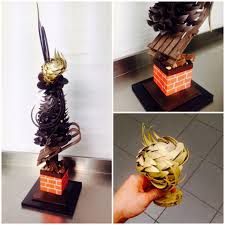 Epingle Par Candyand Wang Sur Chocolate Showpiece Pieces En Chocolat Chocolat Piece Montee