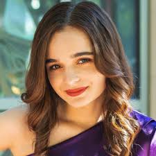 Jenna Busby's favorite items