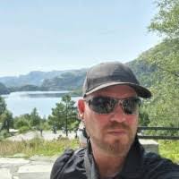 Michael Lager's Instagram, Twitter & Facebook