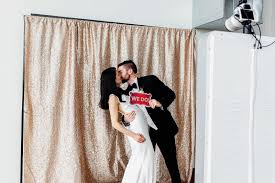 How to diy a wedding photo booth + printable photo booth props! Steel City Selfies Burgh Brides A Pittsburgh Wedding Blog