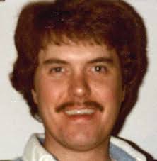 Robert Friederich's Instagram, Twitter & Facebook