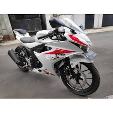 Selain itu, yamaha crux rev memiliki desain yang sporty dan juga fungsional. Motor Sport Murah Suzuki Gsx R 150 Bekas Tahun 2017 Pajak Hidup Lengkap Di Karanganyar Tribunjualbeli Com