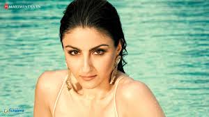 Catch soha ali khan and kareena kapoor. Soha Ali Khan Wallpapers Top Free Soha Ali Khan Backgrounds Wallpaperaccess