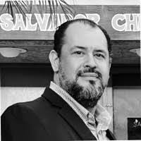 Omar Isordia's Instagram, Twitter & Facebook