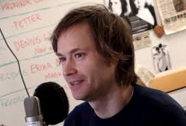 Välkommen, Dennis Lyxzén!