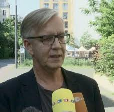 Er ist mitglied des deutschen bundestages und seit dem 13. Dietmar Bartsch Welt