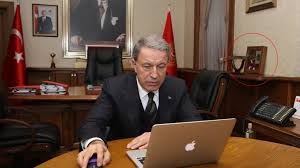 Hulusi akar, 15 temmuz darbe girişimindeki dirayetli duruşu ile zihinlere kazındı. Hulusi Akar In Altin Tabancasi Gunler Sonra Bulunmus Son Dakika Haberleri