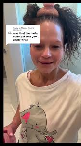 Beauty by Carisa Collegen Jello Face Polish by Carisa