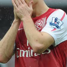 Thomas vermaelen has jumped to the defence of real madrid star eden hazard and insisted he will come back to the top of his game despite his recent injury setbacks. Arsenal Defender Thomas Vermaelen Ankle Injury To Keep Him Out At Least One Month The Short Fuse