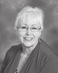 Naomi Curl's Instagram, Twitter & Facebook