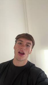 Vídeos de Fran Basso (@franbasso01) con «Los influencers son mis gatos