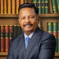 Leon Lemon's Instagram, Twitter & Facebook