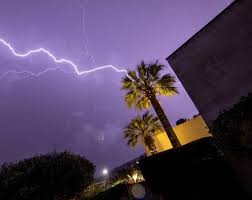 Get the forecast for today, tonight & tomorrow's weather for caen, calvados, france. Le Var Et Les Alpes Maritimes Places En Vigilance Jaune Orages Ce Samedi Nice Matin
