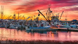 Red Skies Sunrise From Cap Sante Marina In Anacortes Wa Red Sky Photo Sunrise