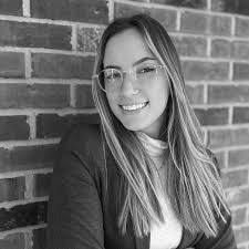 Kyra Wells's Instagram, Twitter & Facebook