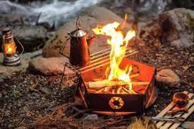 焚き火loveな先輩キャンパー３人が教える これがオレの三種の神器 camp hack キャンプハック 焚き火 キャンパー 薪ラック