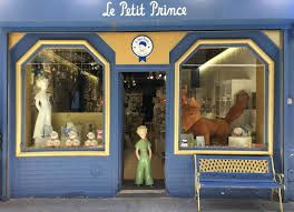 Clusters of heavily scented flowers that bloom in flushes from spring to fall make le petit prince the perfect focal point in your garden, or it can surround your yard with perfume as a landscape or border plant. The Little Prince Has Its Own Store In Paris Sortiraparis Com