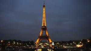 16 to 25 € maximum for adults and 4 to 12,5 € for children and young people), learn about the monument or news and events in the tower. 10 Things You May Not Know About The Eiffel Tower History
