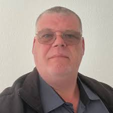 Mitarbeitende von WaveIT GmbH