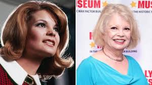 Happy birthday to Johnny Paarman's wife Lynda Paarman. Many happy returns!