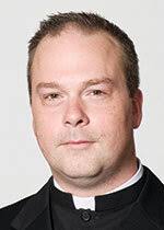 Episode 17: Fr. Peter Marshall — Michael Loves Indy