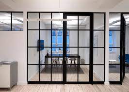 Ide ini bahkan dapat diterapkan pada berbagai konsep ruangan minimalis dan dipercaya tidak akan pernah ketinggalan zaman. 60 Model Partisi Ruangan Minimalis Kayu Besi Terbaru 2020