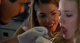 All u can hear is "it stinks in here mel" 😭🤣 this movie is a classic!  #thirteen