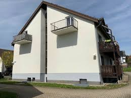 Das mehrfamilienwohnhaus befindet sich in verkehrs günstiger lage von kassel hellenöhn.eine straßenbahn haltestelle ist ca. Wunderschone Helle 1 5 Zimmer Maisonette Wohnung Zu Vermieten In Hessen Kassel Maisonette Wohnung Mieten Ebay Kleinanzeigen