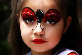 Schminktipps Fasching Sich Das Gesicht Bemalen Lassen Kinder Schminken Kinderschminken Schminken