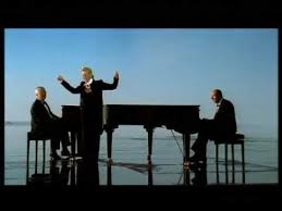 скачать песню не улетай из фильма не отрекаются любя O Chem Igraet Pianist Lajma Vajkule Pesni Muzyka Igry