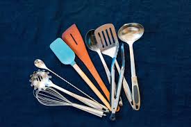 Listen to the audio pronunciation in english. Minimalist Cooking Essentials Small Space Big Taste