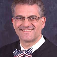 Michael Warren (@mdwarrenjr)