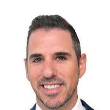 Dan Kraus's Instagram, Twitter & Facebook