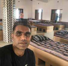 rootofall3vil в X: „If he had chosen to go public with his relationship  with Bobby Darling he could have been first Indian cricketer standing up  for LGBT rights too. But this is