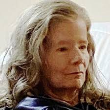 Cheryl Snell's Instagram, Twitter & Facebook