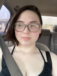 Natural face I want to learn how to Contour my face my foundation shade is  porcelain. Any tips? Products or skin care tips? ( I don't use primer)  eczema prone skin