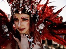 Fundraiser by René Juhl : Zandra needs to get back