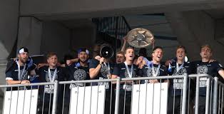 Two trophies have been used for the official german and, during the era of the divided germany, west german champions. Idsb Tmgrup Com Tr Ly Uploads Images 2020 07 01