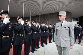 Le général lecointre n'était de toute façon pas désireux de poursuivre face à une période qui s'annonce particulièrement chahutée politiquement. 58 Of The French Support The Military Authors Of An Open Letter
