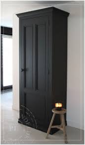 stijlvolle eendeurskast soft black new arrivals i nieuwe collectie puur landelijk living woonkamerkasten thuisdecoratie kast zwart verven