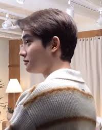 man keeps proving beauty like this should come with a warning label. ⚠️🫠