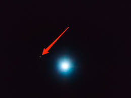1 light years = 5108276676565.9 nautical miles: Astronomers Took A Photo Of A Planet 1 200 Light Years Away