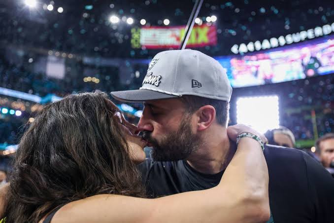 Nick Sirianni's wife forced to give up job she 'loved' in support of Eagles  coach | Irish Star