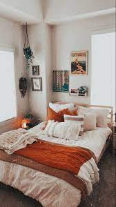 Pin Hilaryheid Cozy Small Bedrooms Small Bedroom Decor Room Ideas Bedroom