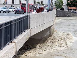Check spelling or type a new query. Hochwasser In Tirol Pegel Stabil Radfahrer Verschollen Sn At